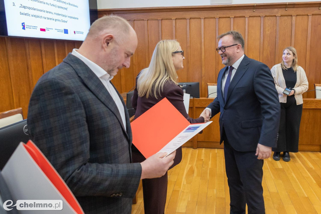 Nowe umowy FEdKP – projekty, na które czekają lokalne społeczności