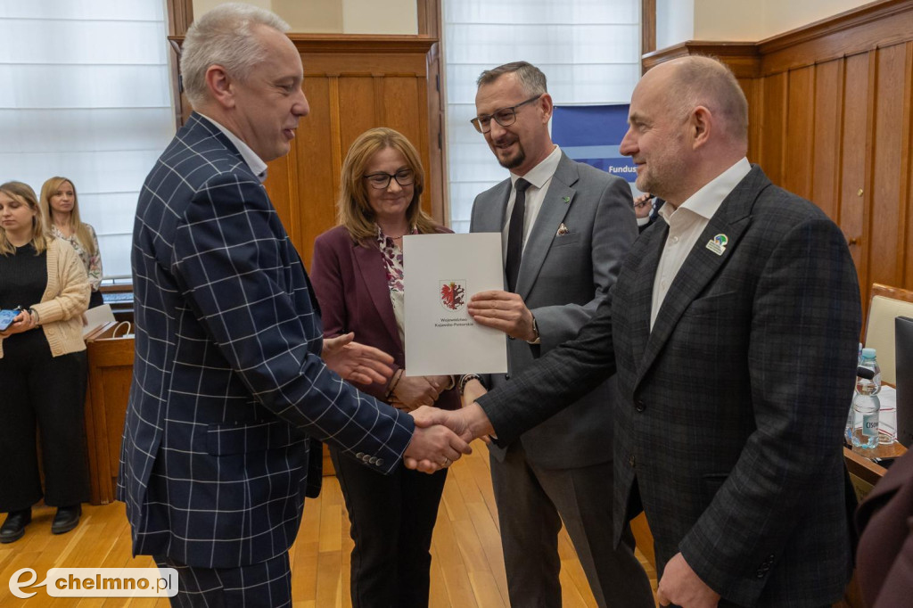 Nowe umowy FEdKP – projekty, na które czekają lokalne społeczności