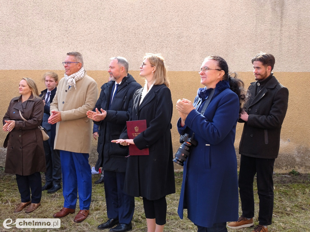 Starosta przekazał klucze do aresztu śledczego