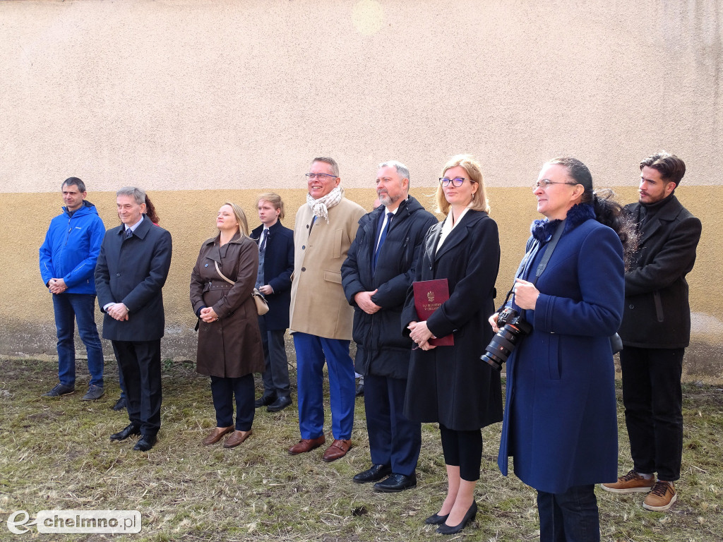 Starosta przekazał klucze do aresztu śledczego