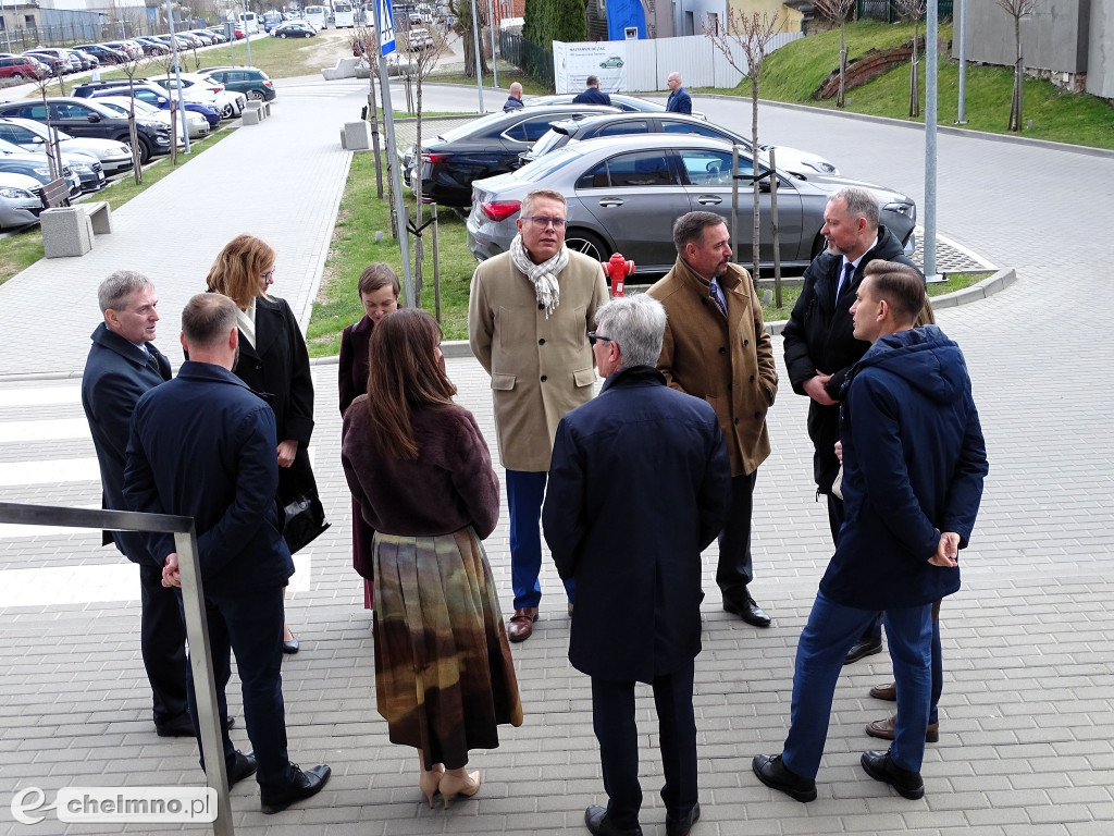 Starosta przekazał klucze do aresztu śledczego