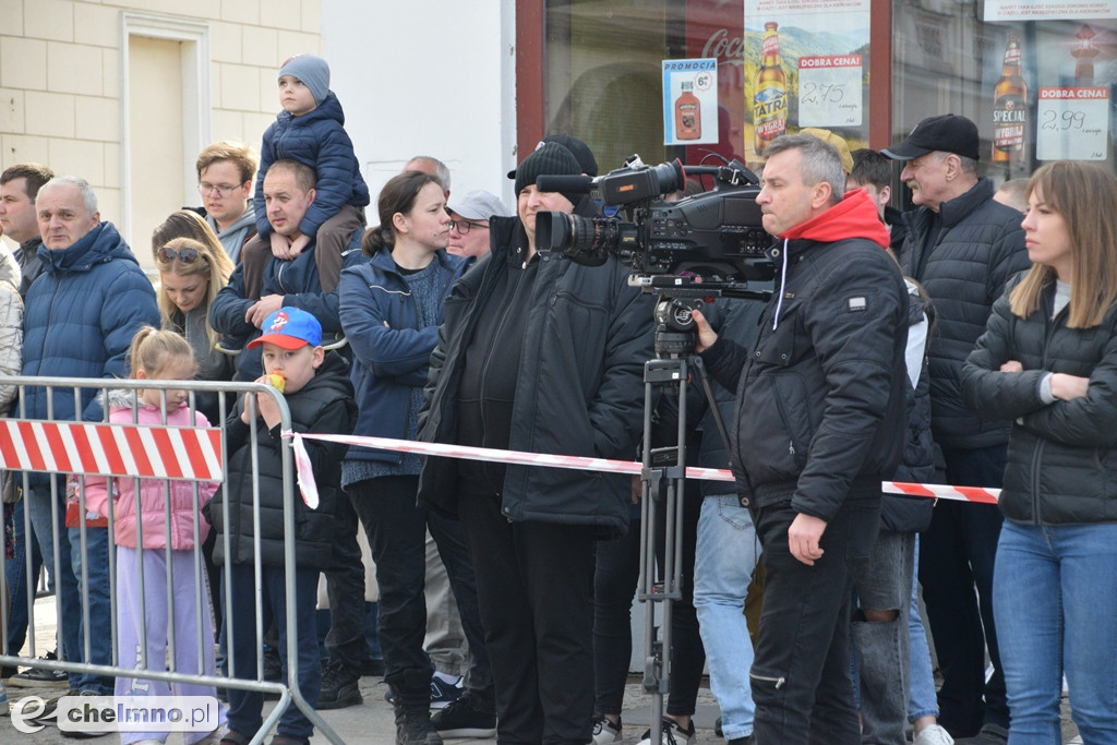 Tragiczny wypadek w centrum Chełmna. Wiele osób poszkodowanych!