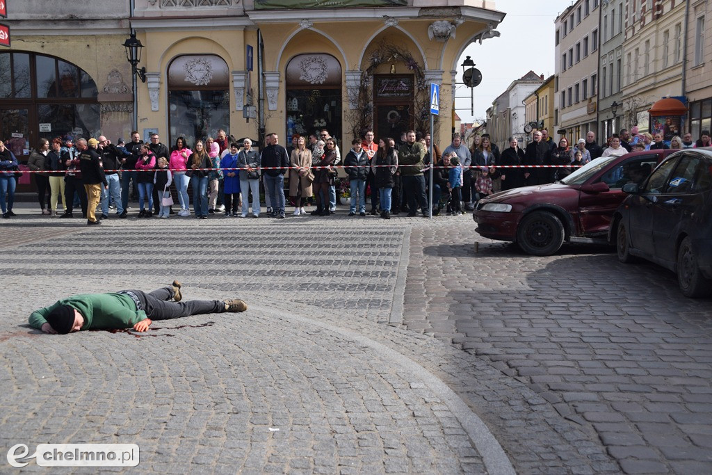 Tragiczny wypadek w centrum Chełmna. Wiele osób poszkodowanych!