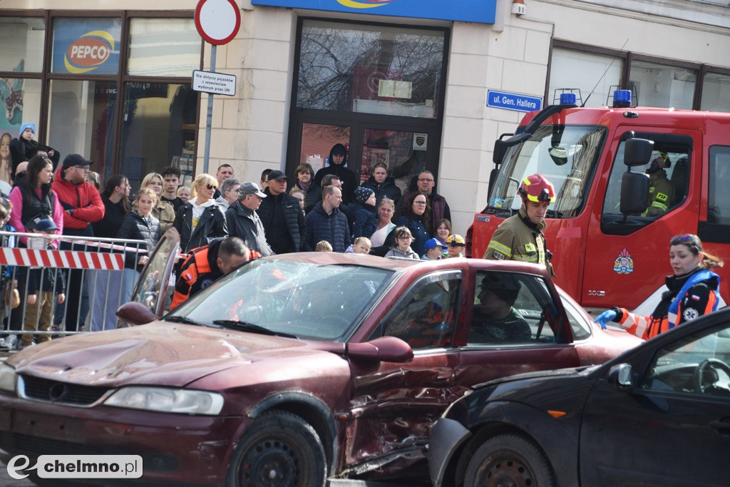 Tragiczny wypadek w centrum Chełmna. Wiele osób poszkodowanych!