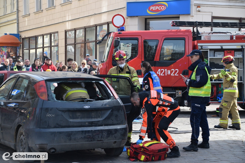 Tragiczny wypadek w centrum Chełmna. Wiele osób poszkodowanych!
