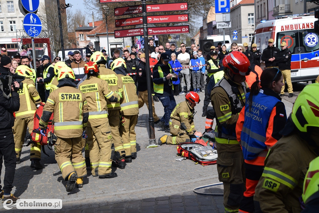 Tragiczny wypadek w centrum Chełmna. Wiele osób poszkodowanych!