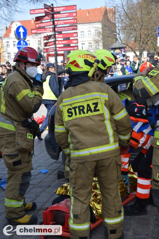 Tragiczny wypadek w centrum Chełmna. Wiele osób poszkodowanych!
