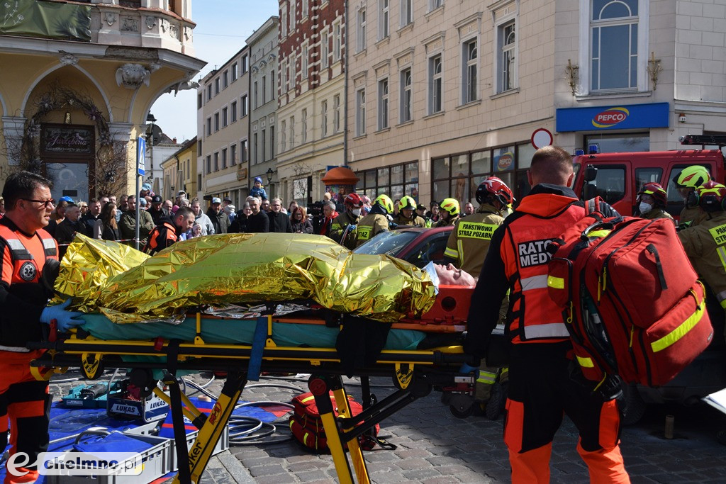 Tragiczny wypadek w centrum Chełmna. Wiele osób poszkodowanych!