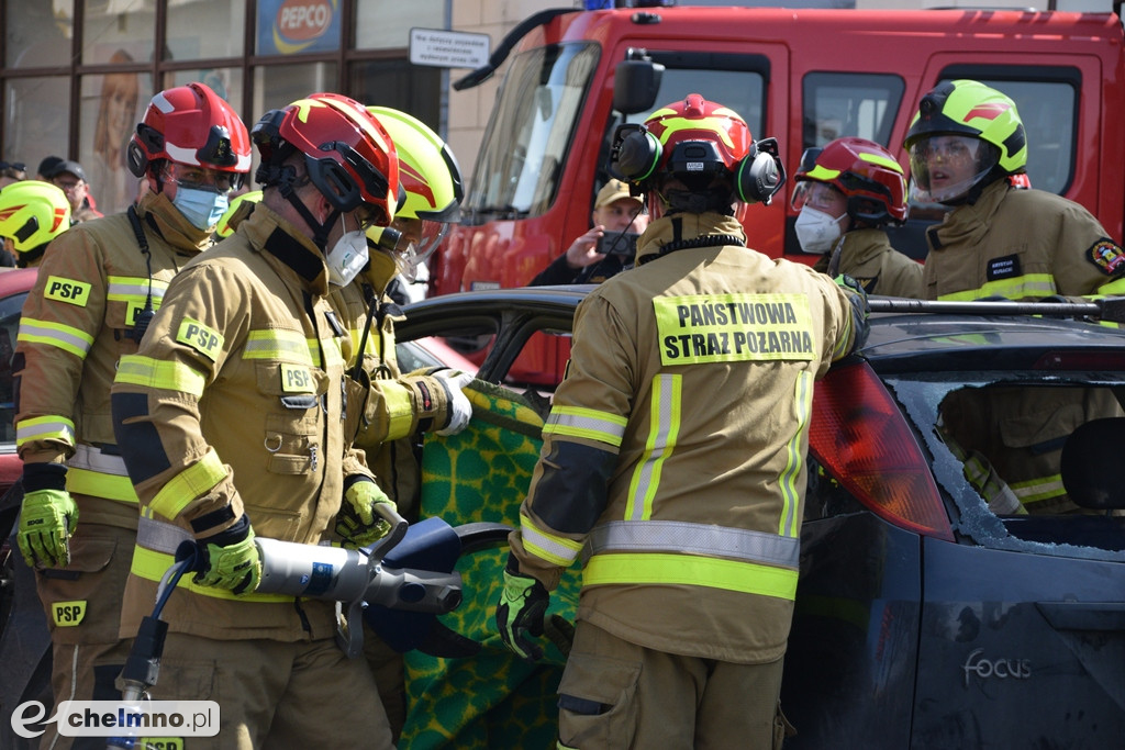 Tragiczny wypadek w centrum Chełmna. Wiele osób poszkodowanych!