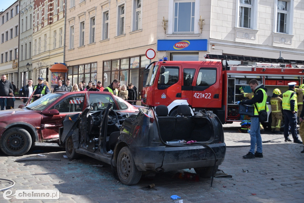 Tragiczny wypadek w centrum Chełmna. Wiele osób poszkodowanych!