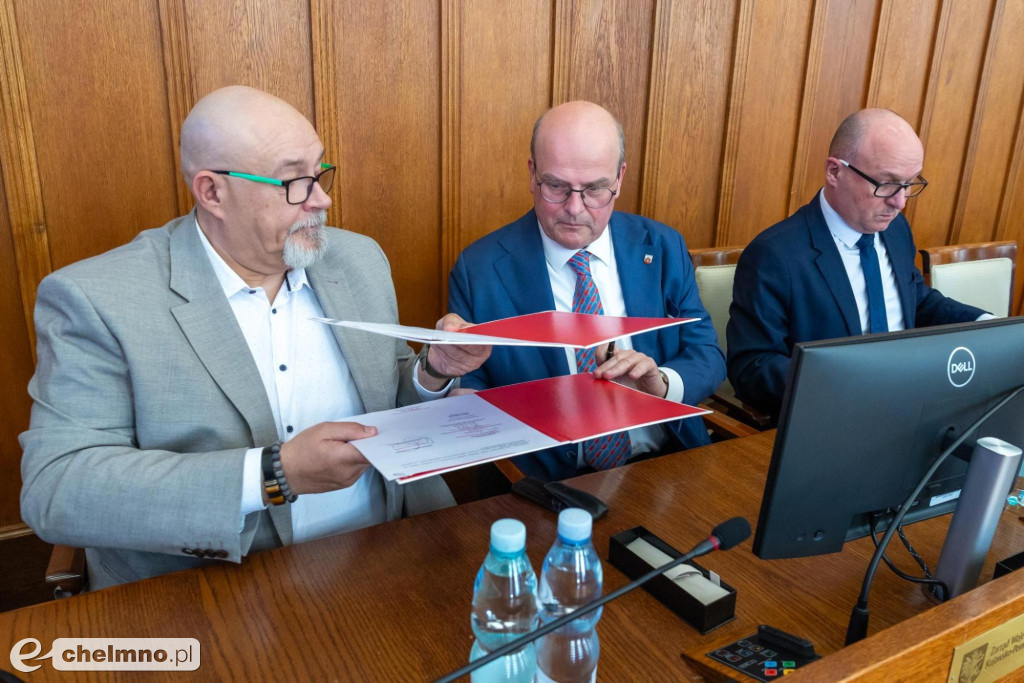 Umowy FEdKP: edukacja, bezpieczeństwo, inwestycje dla kultury