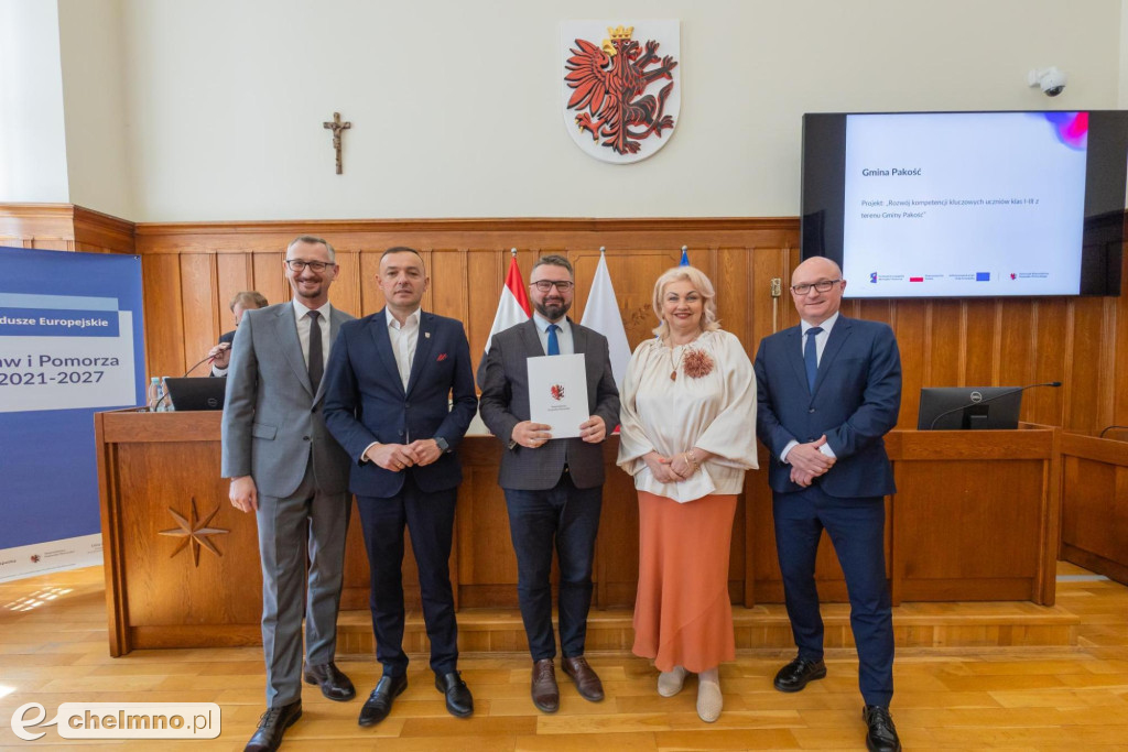 Umowy FEdKP: edukacja, bezpieczeństwo, inwestycje dla kultury