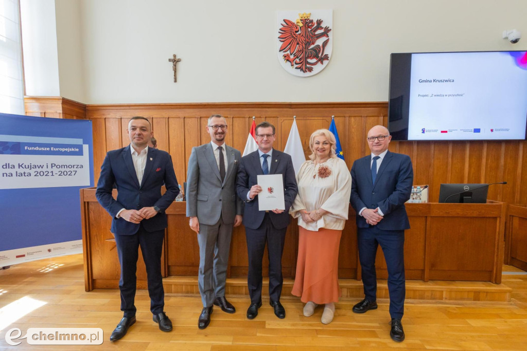 Umowy FEdKP: edukacja, bezpieczeństwo, inwestycje dla kultury