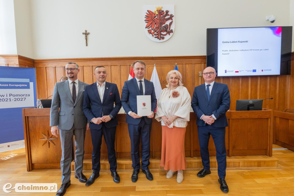 Umowy FEdKP: edukacja, bezpieczeństwo, inwestycje dla kultury