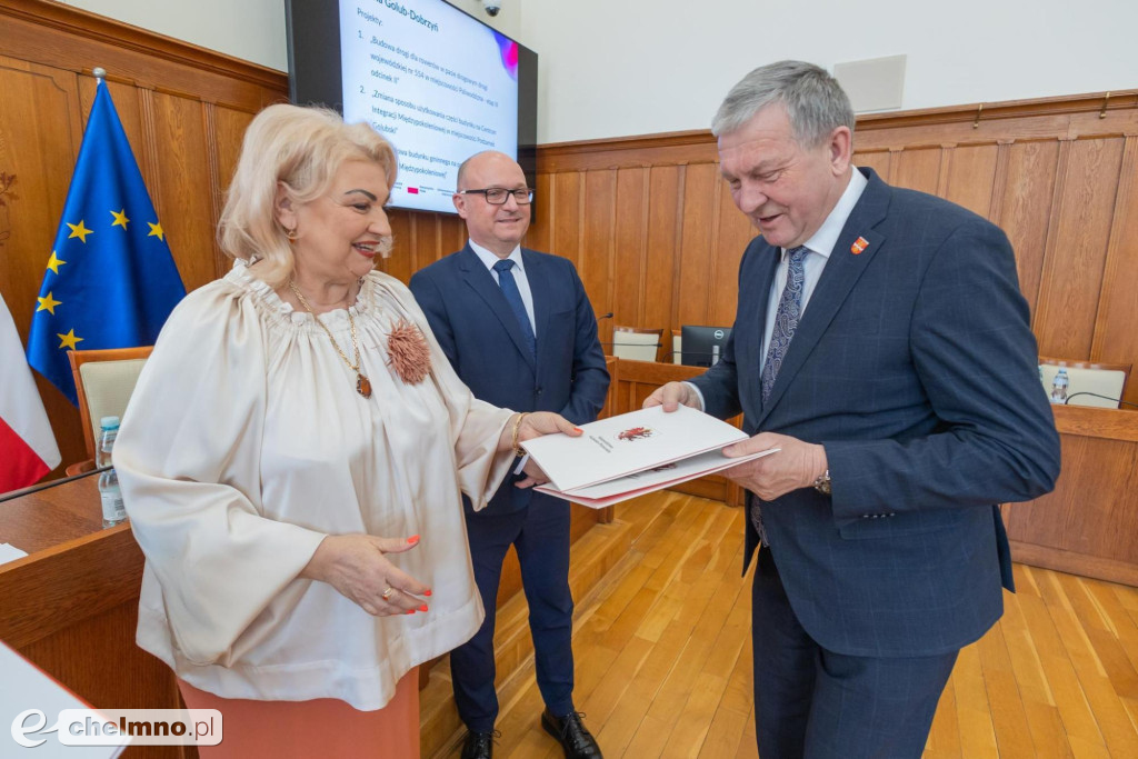 Umowy FEdKP: edukacja, bezpieczeństwo, inwestycje dla kultury