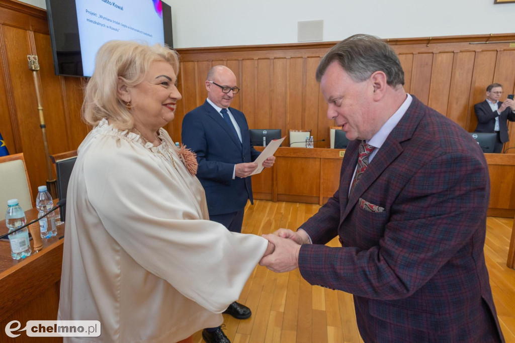 Umowy FEdKP: edukacja, bezpieczeństwo, inwestycje dla kultury