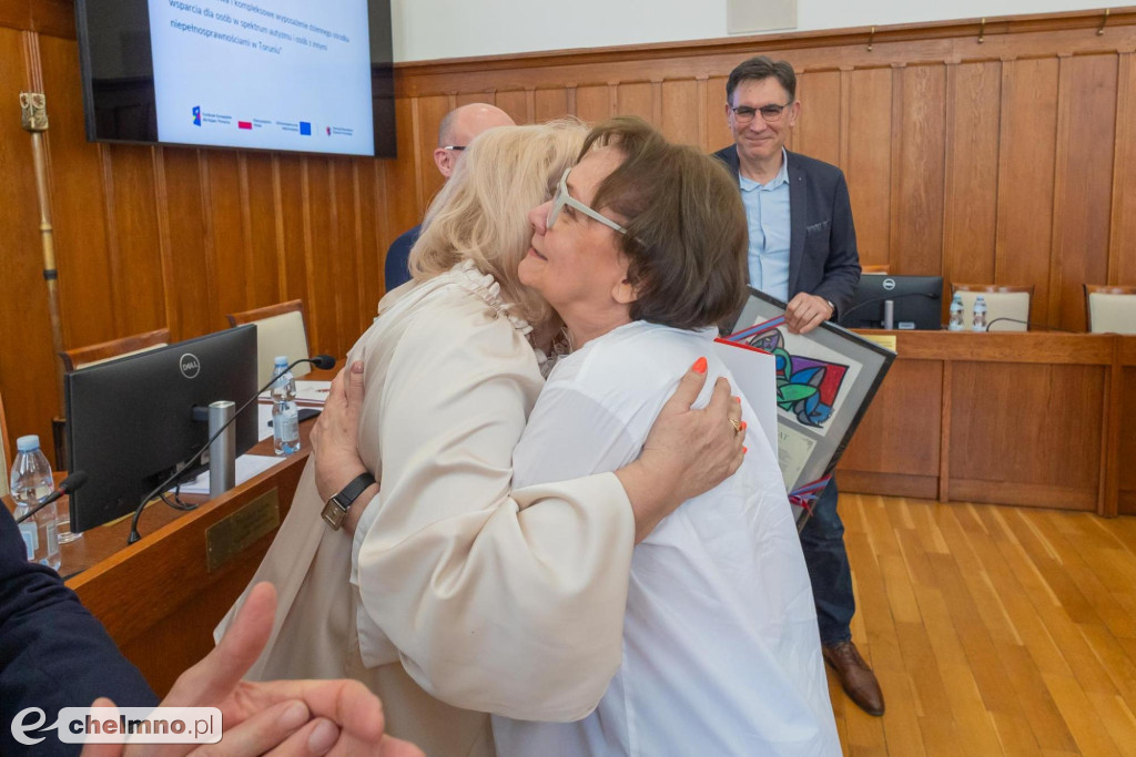 Umowy FEdKP: edukacja, bezpieczeństwo, inwestycje dla kultury