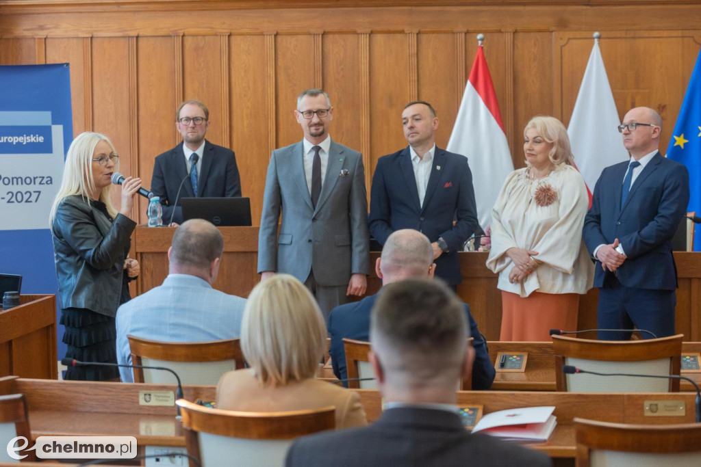 Umowy FEdKP: edukacja, bezpieczeństwo, inwestycje dla kultury