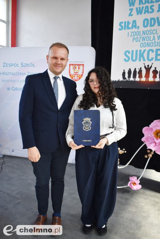 Wielki dzień dla absolwentów ZS CKZ w Grubnie