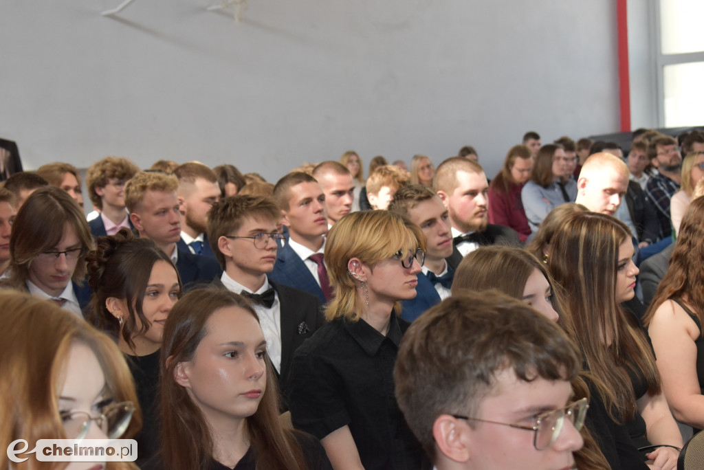 Wielki dzień dla absolwentów ZS CKZ w Grubnie