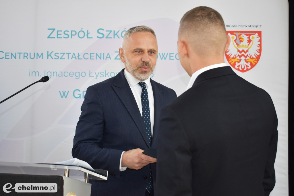Wielki dzień dla absolwentów ZS CKZ w Grubnie