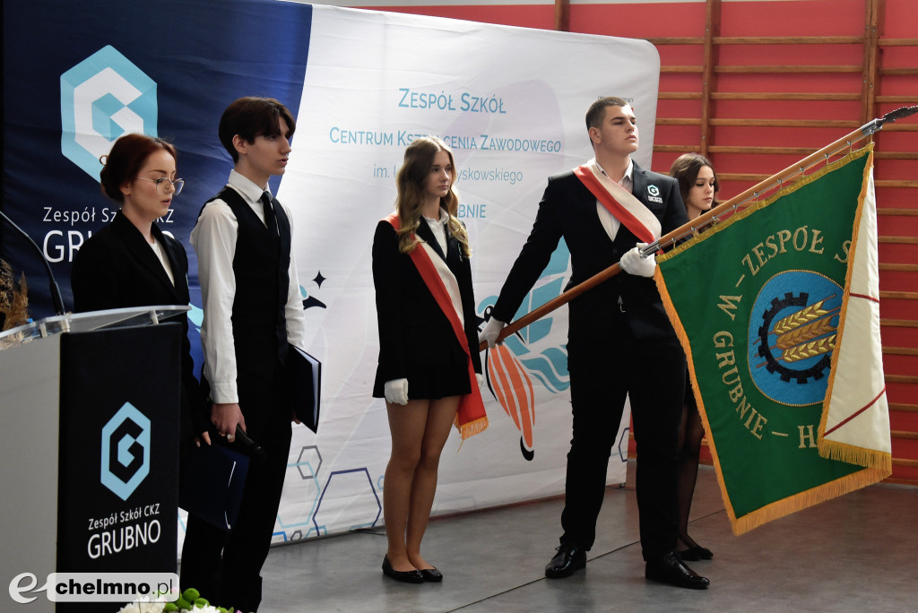 Wielki dzień dla absolwentów ZS CKZ w Grubnie