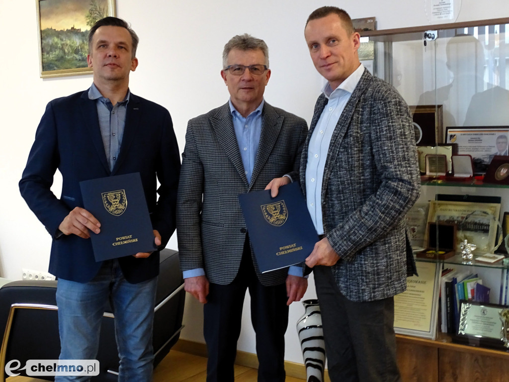 Podpisaliśmy dziś umowę na przebudowę drogi powiatowej