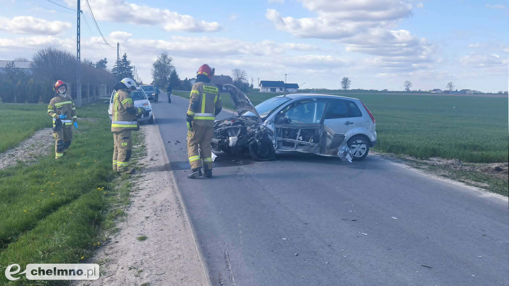 Dwie osobówki zderzyły się w Jeleńcu