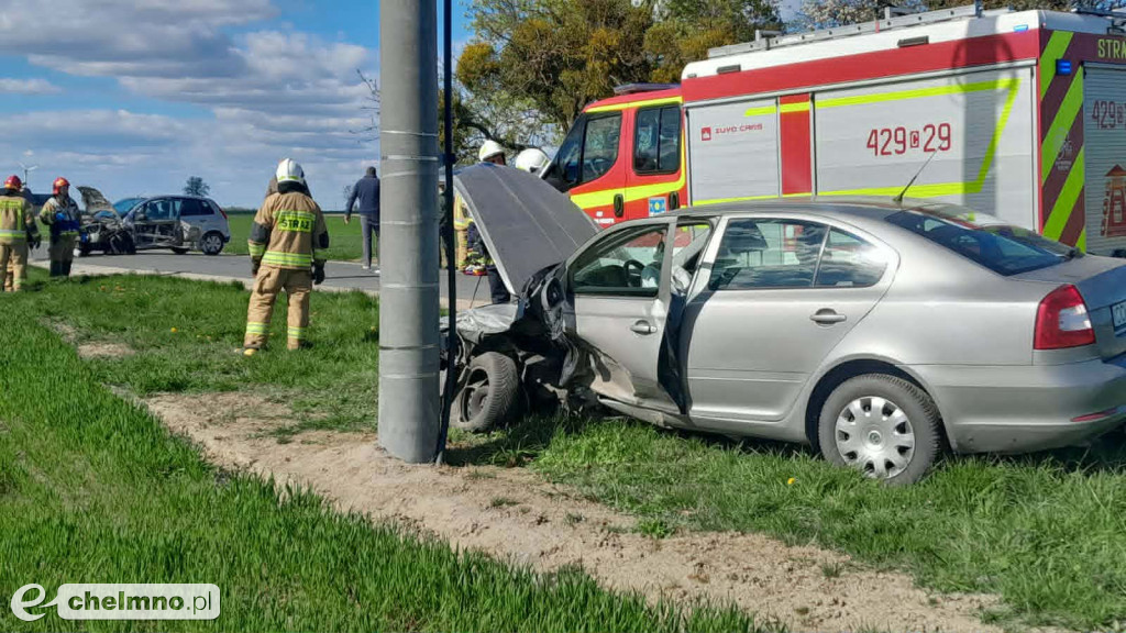 Dwie osobówki zderzyły się w Jeleńcu