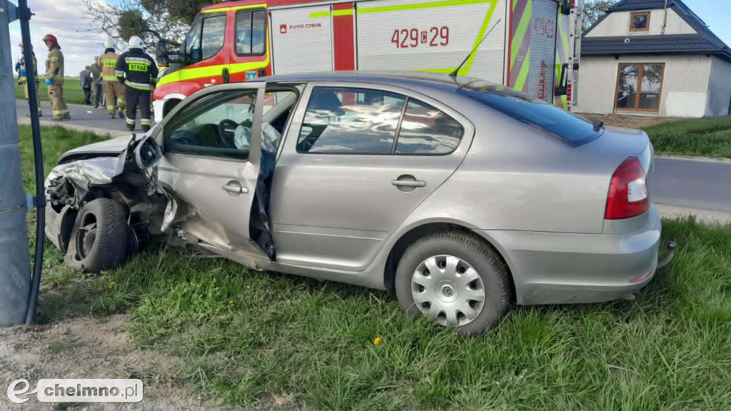 Dwie osobówki zderzyły się w Jeleńcu