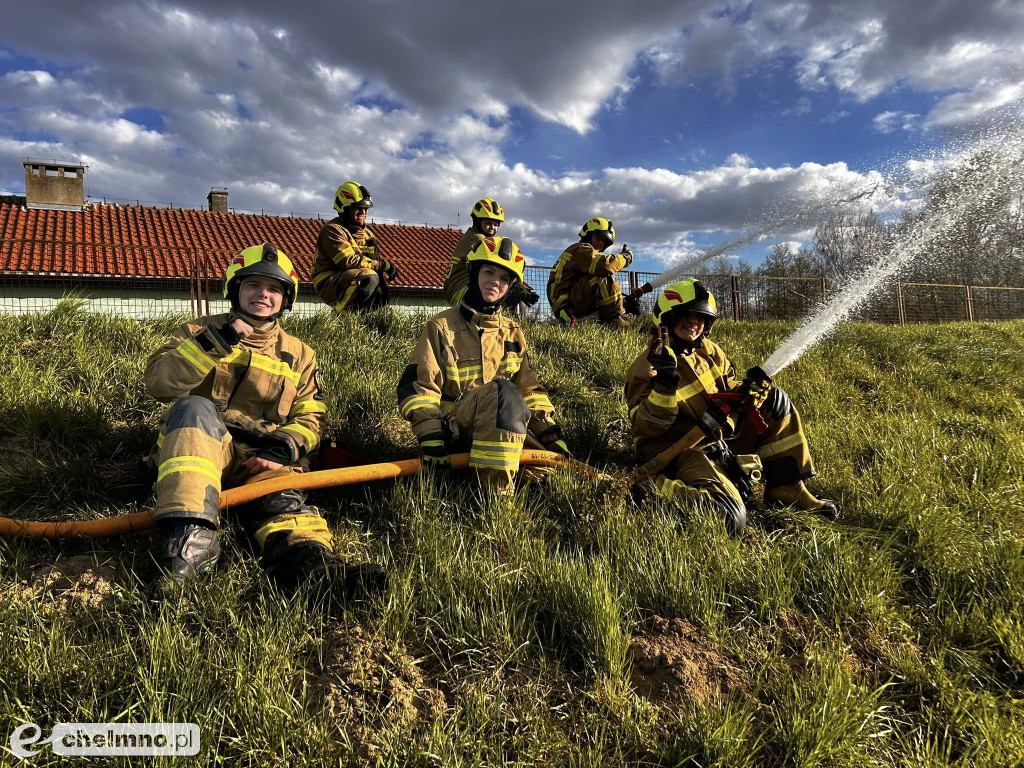 Strażackie ćwiczenia doskonalące współpracę