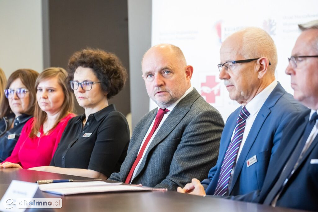 Rządowe 300 milionów na rozbudowę Centrum Onkologii