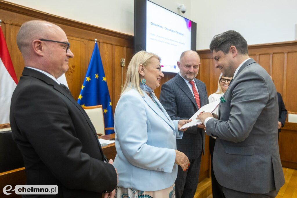 Umowy FEdKP: miliony na integrację społeczną