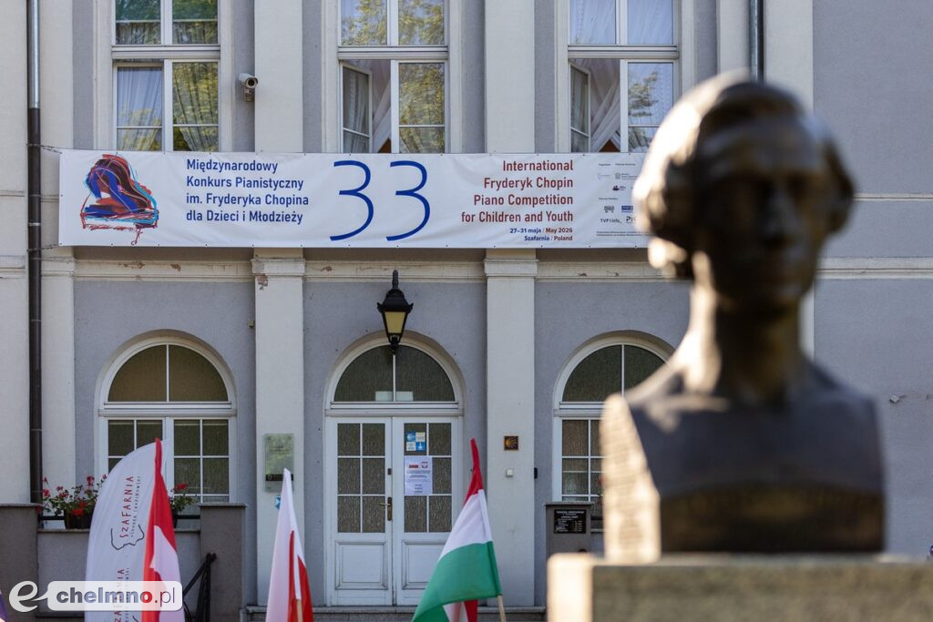 Młodzi pianiści grają w Szafarni