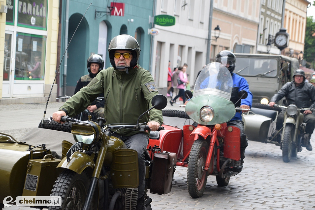 Parada, terenowe przejazdy i historia. Militarne święto w Chełmnie