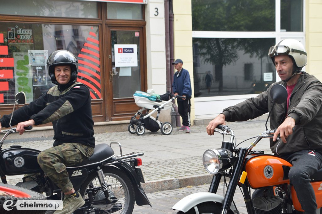 Parada, terenowe przejazdy i historia. Militarne święto w Chełmnie