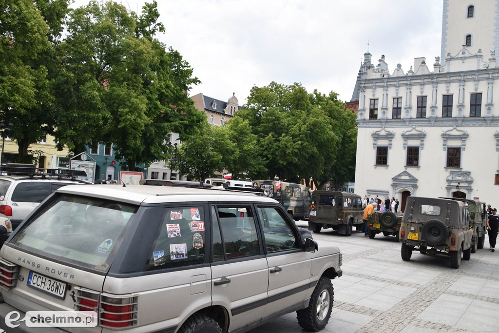 Parada, terenowe przejazdy i historia. Militarne święto w Chełmnie