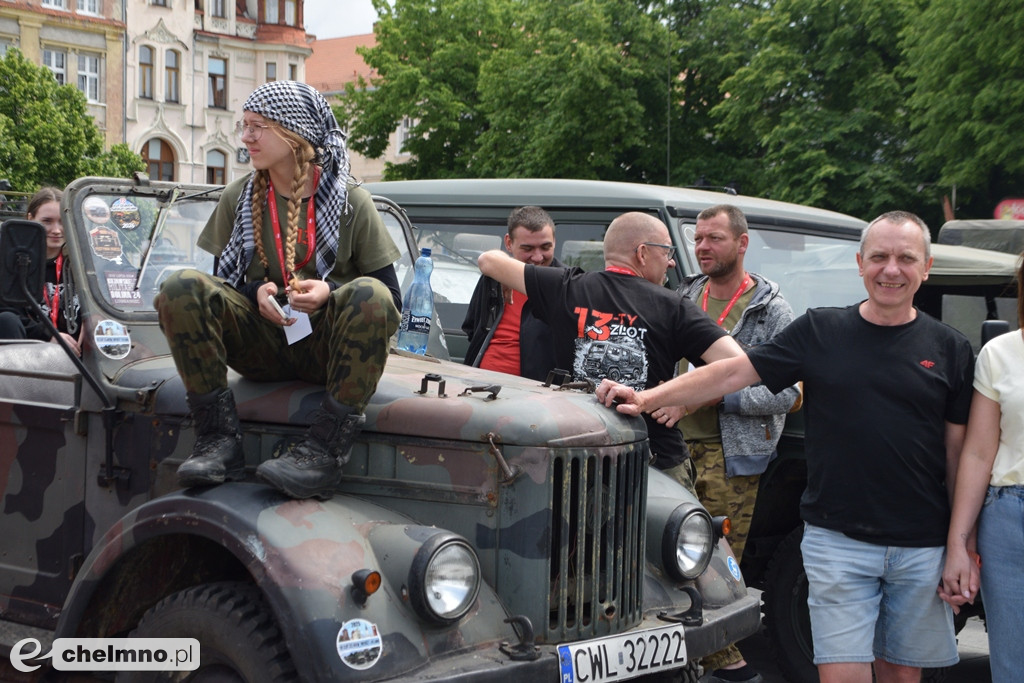 Parada, terenowe przejazdy i historia. Militarne święto w Chełmnie