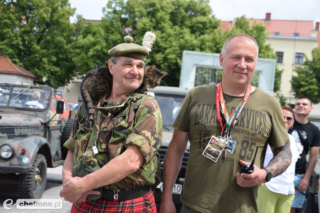 Parada, terenowe przejazdy i historia. Militarne święto w Chełmnie