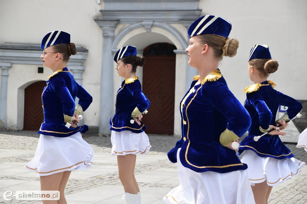 Parada, terenowe przejazdy i historia. Militarne święto w Chełmnie