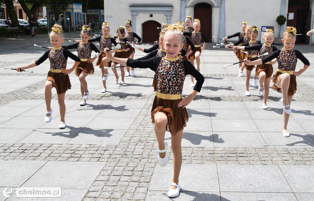 Parada, terenowe przejazdy i historia. Militarne święto w Chełmnie