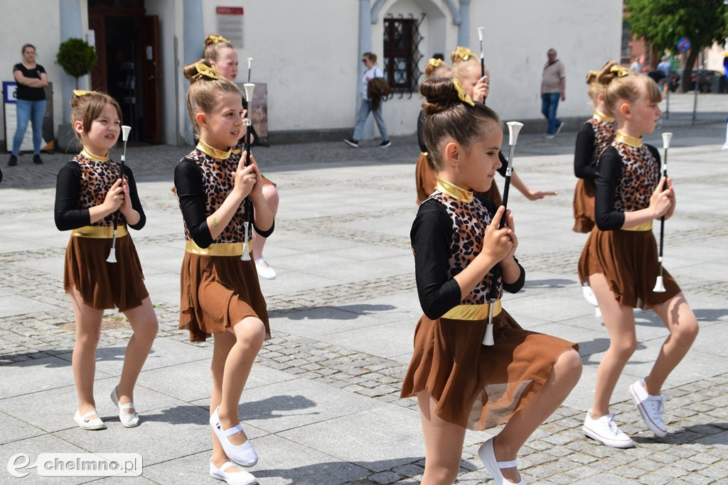 Parada, terenowe przejazdy i historia. Militarne święto w Chełmnie
