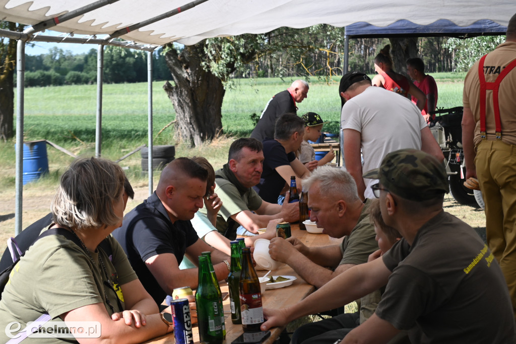 Parada, terenowe przejazdy i historia. Militarne święto w Chełmnie