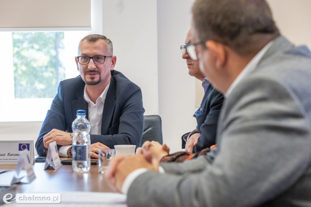 Umowa na rondo w Rzadkwinie podpisana