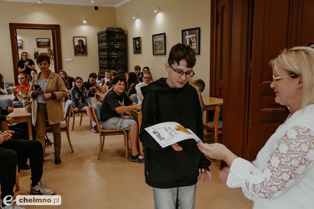 Kto wie najwięcej o gminie Unisław i powiecie?