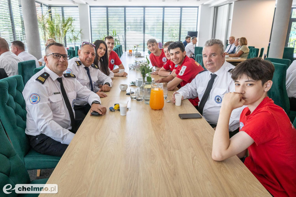 Samochody, quady i łodzie dla ratowników wodnych