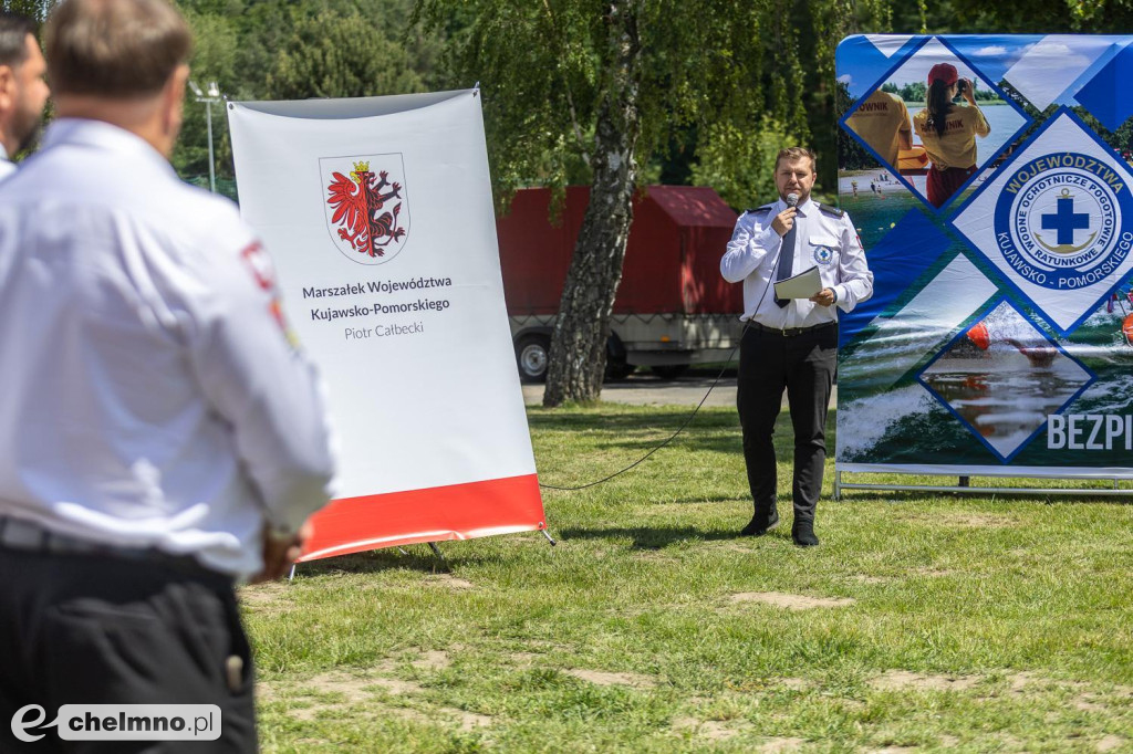Samochody, quady i łodzie dla ratowników wodnych
