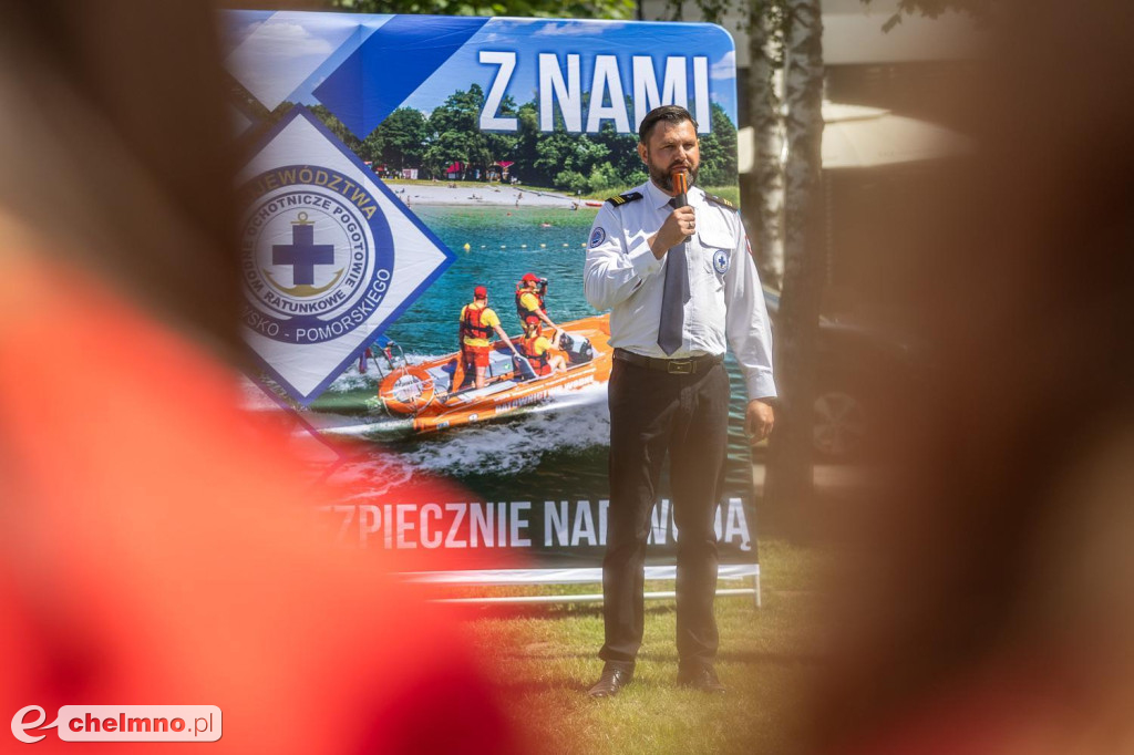 Samochody, quady i łodzie dla ratowników wodnych
