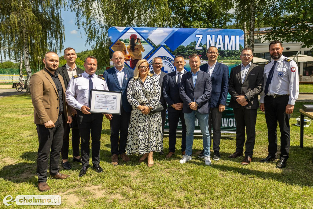 Samochody, quady i łodzie dla ratowników wodnych