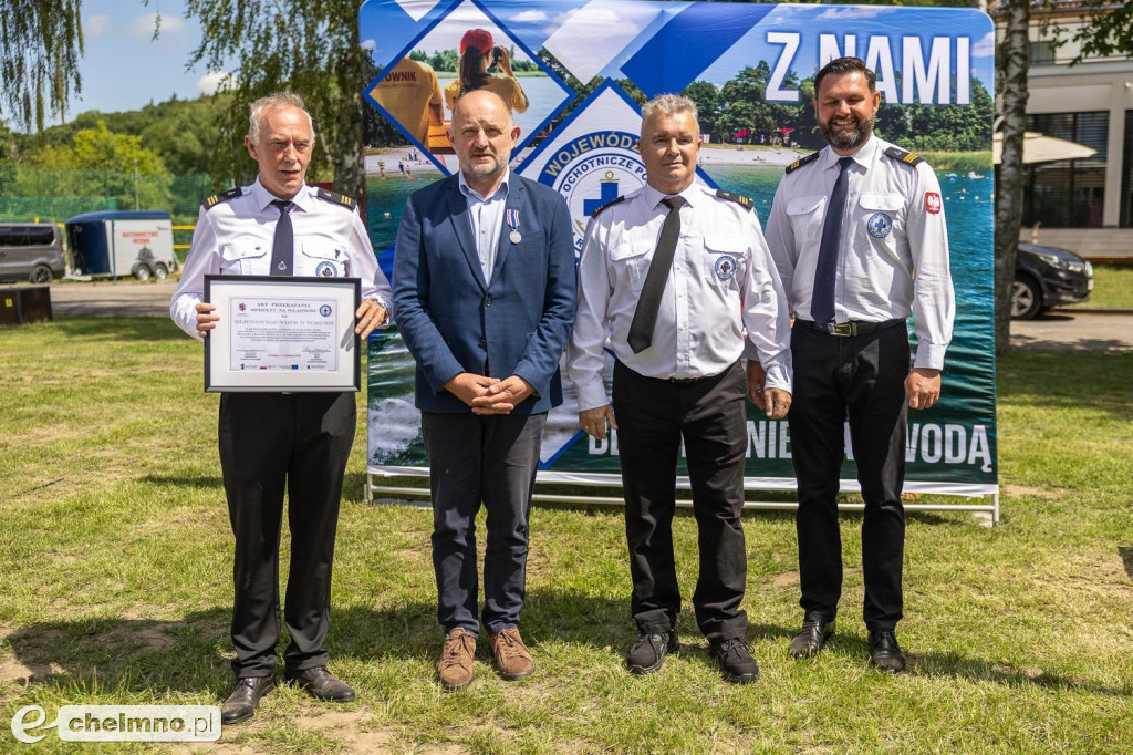 Samochody, quady i łodzie dla ratowników wodnych